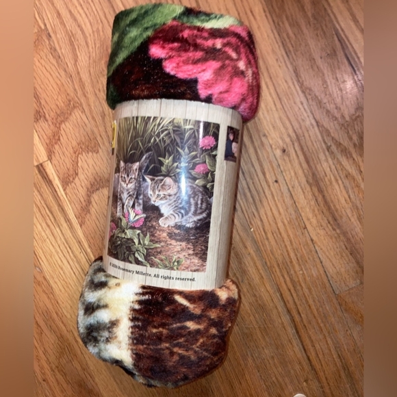 Floral and Animal Print Throw Blanket - Picture 1 of 4